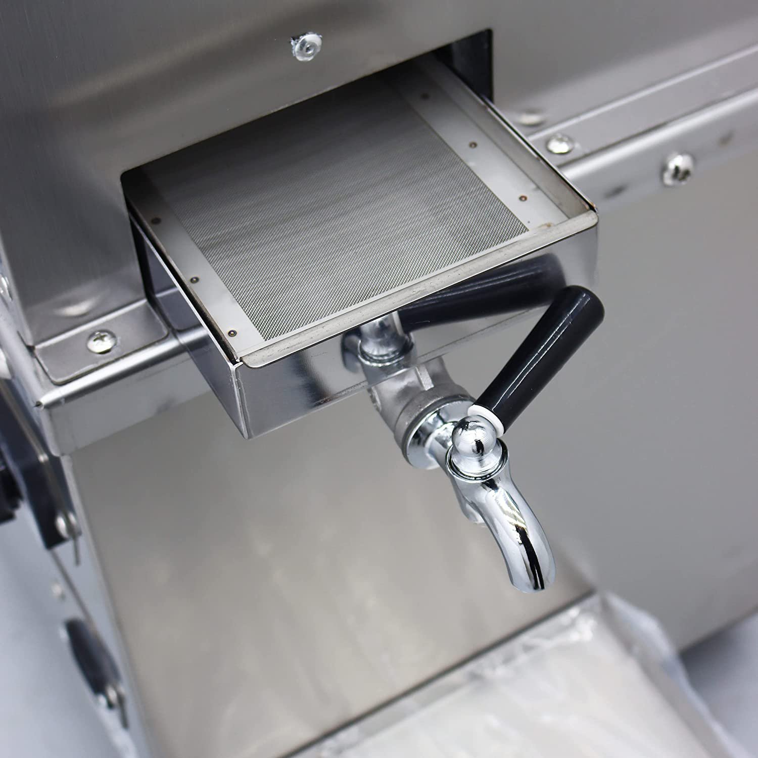 Electric-Sugar-Cane-Juicer-Press-Machine-v.jpg Electric-Sugar-Cane-Juicer-Press-Machine-v.jpg